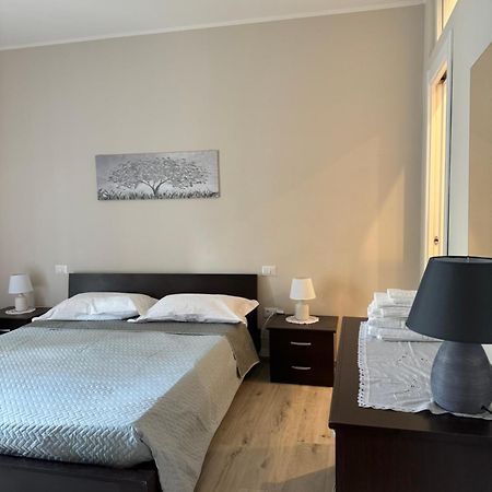 Ferienwohnung Casa Erminia Caserta Exterior foto